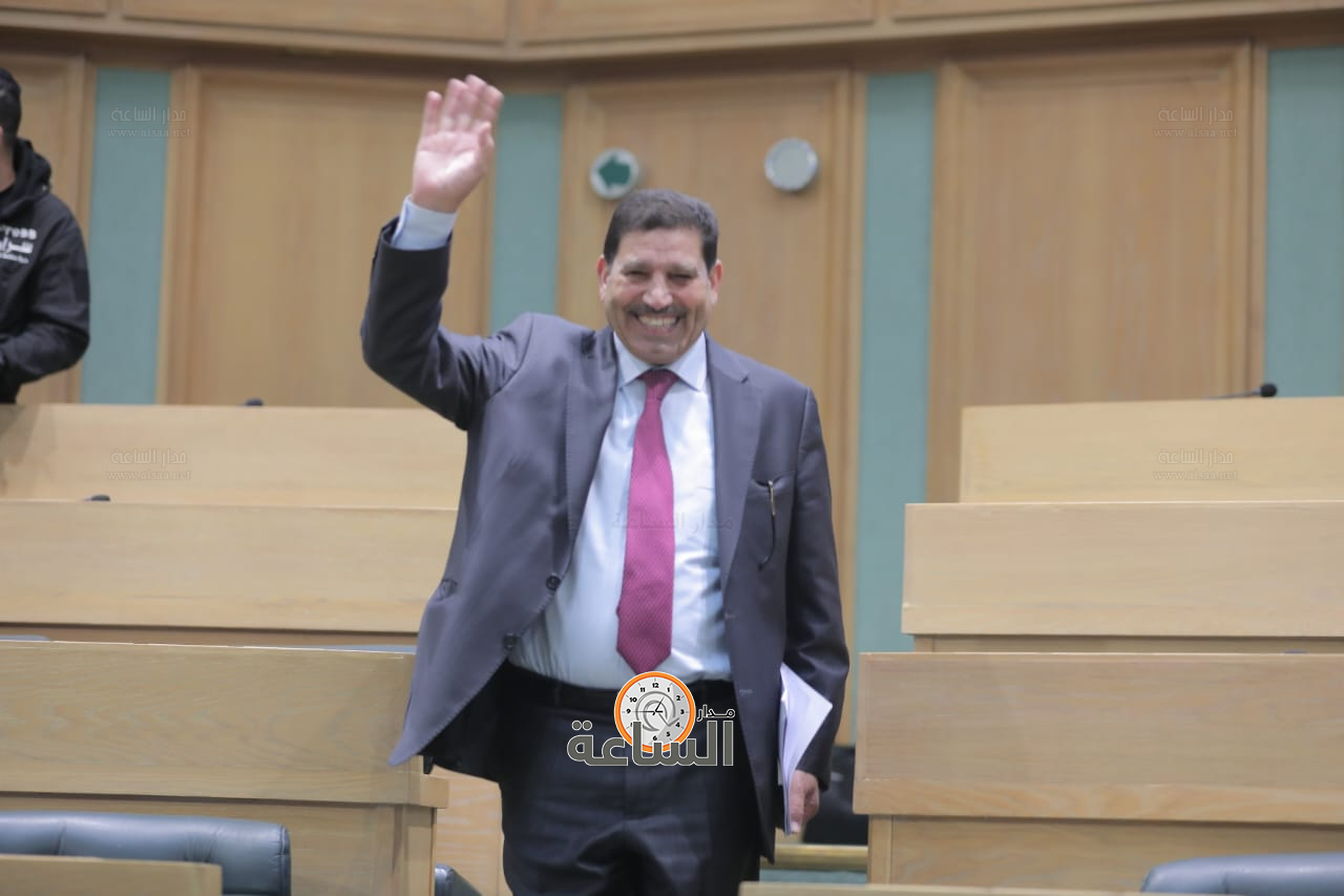 Madar Al-Saa Images 0.192335871643025