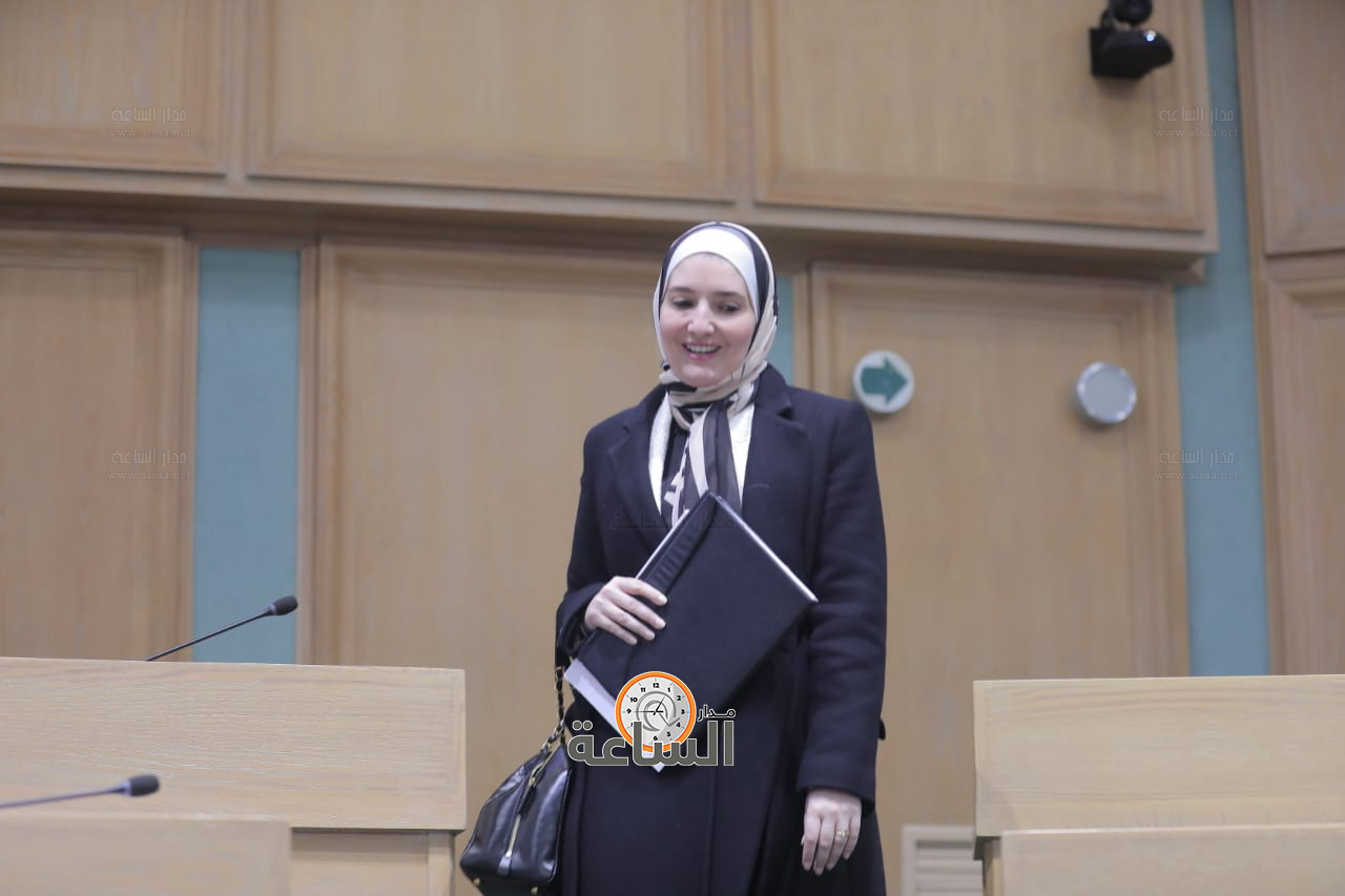 Madar Al-Saa Images 0.13112353784263753