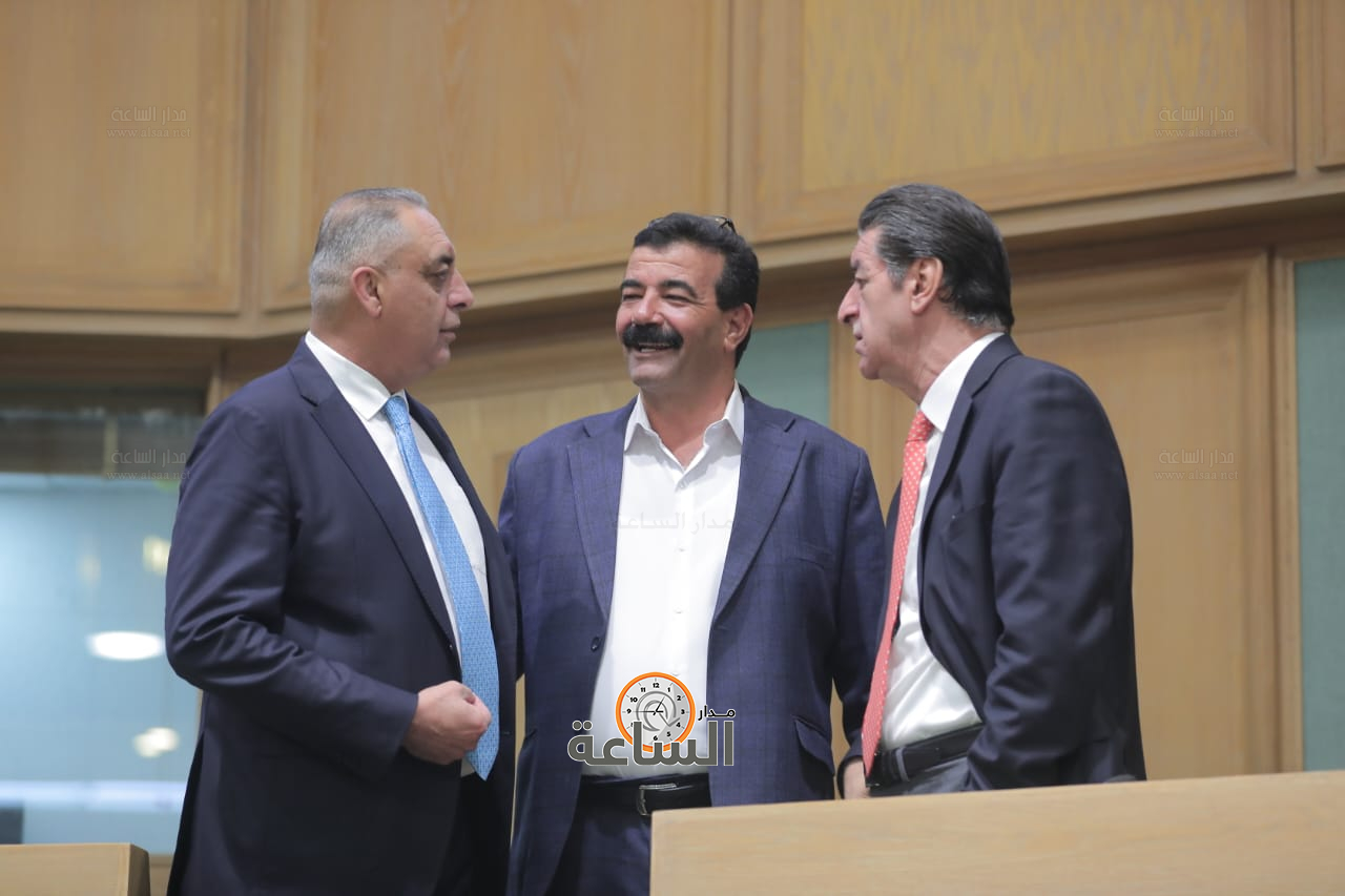 Madar Al-Saa Images 0.056887826107619444