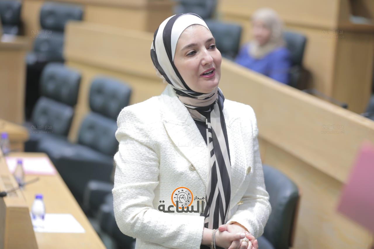 Madar Al-Saa Images 0.37701671801187786