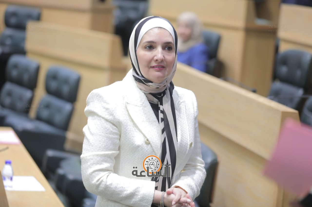 Madar Al-Saa Images 0.10065036059447097