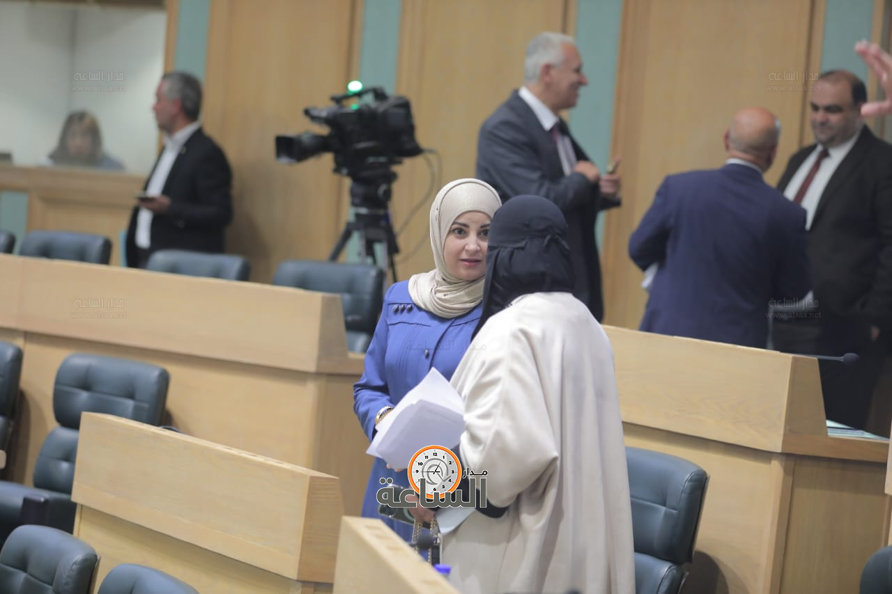 Madar Al-Saa Images 0.05912714748929526