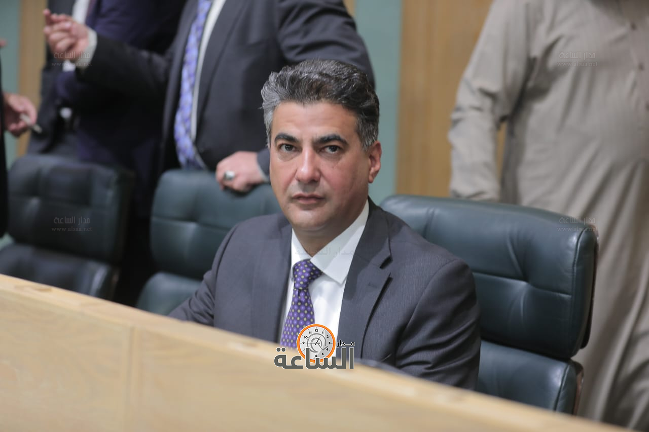 Madar Al-Saa Images 0.20612674282121013