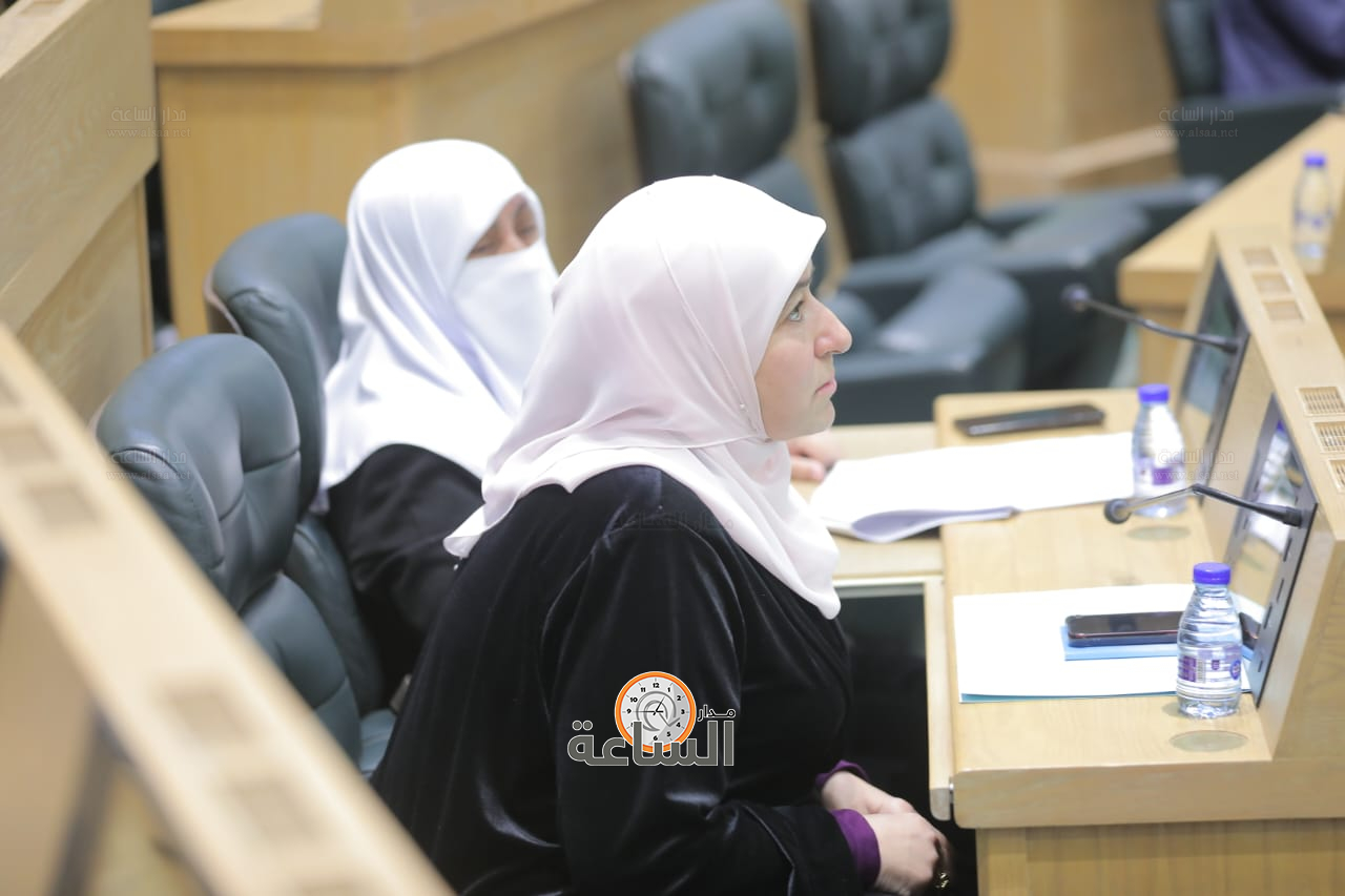 Madar Al-Saa Images 0.8961131309532904