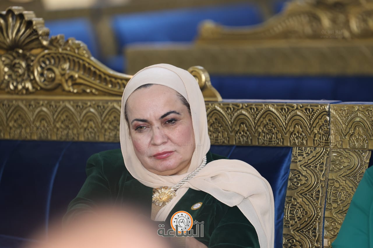 Madar Al-Saa Images 0.3723157047209885