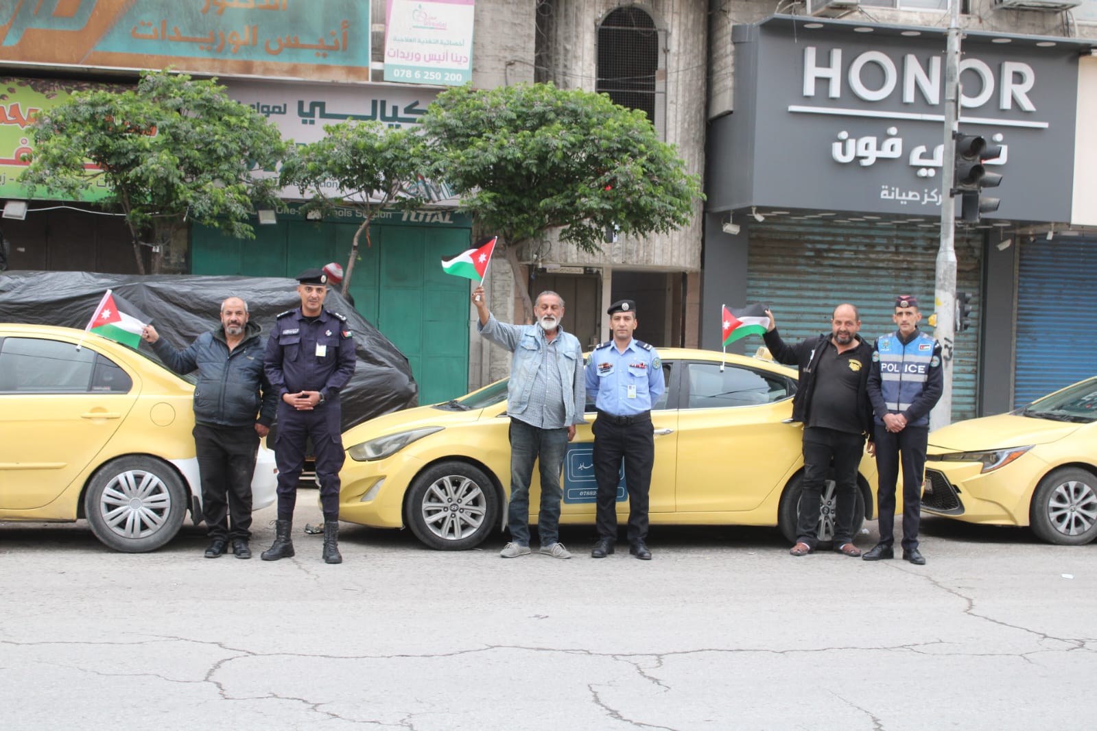 Madar Al-Saa Images 0.15243824737456768