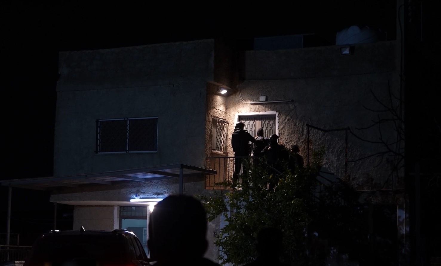 Madar Al-Saa Images 0.21952353605713126