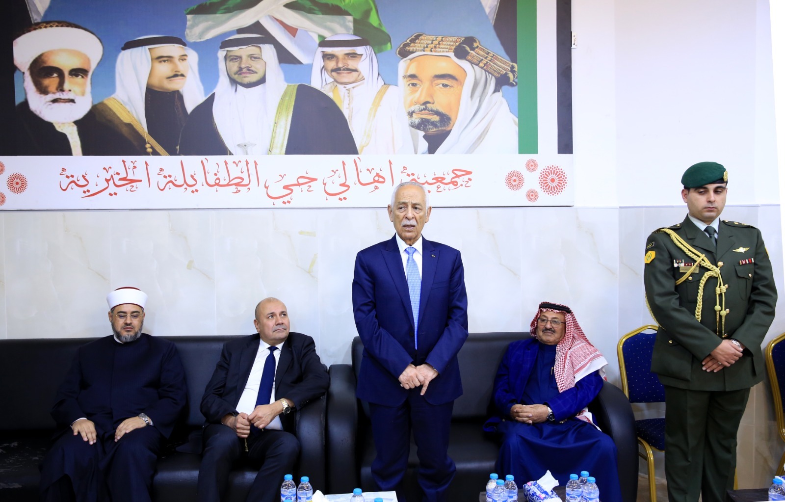 Madar Al-Saa Images 0.302908798365906