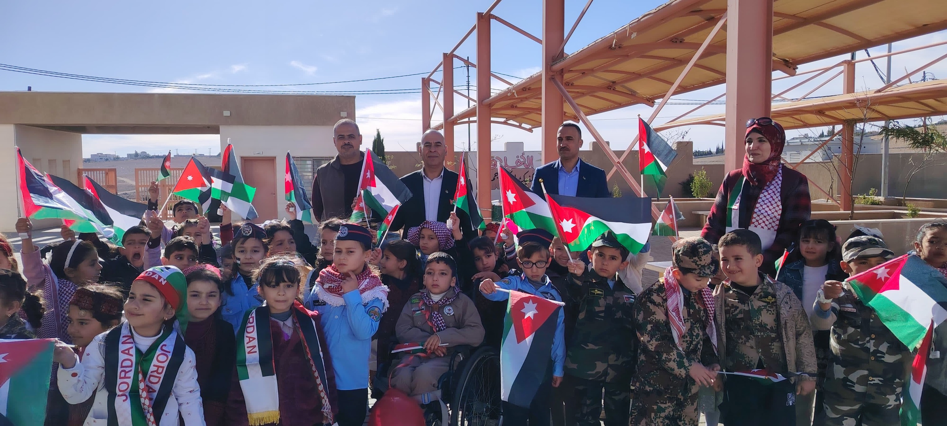 Madar Al-Saa Images 0.7213828475132269