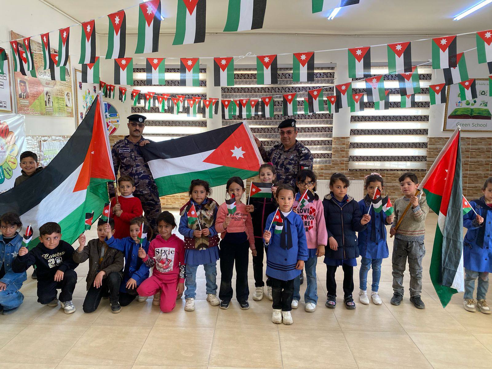 Madar Al-Saa Images 0.34740758015733364