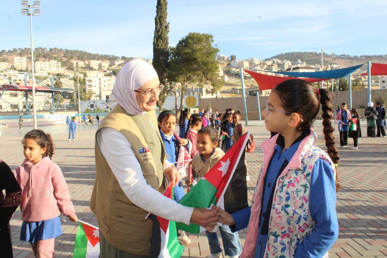 Madar Al-Saa Images 0.3937298348864984