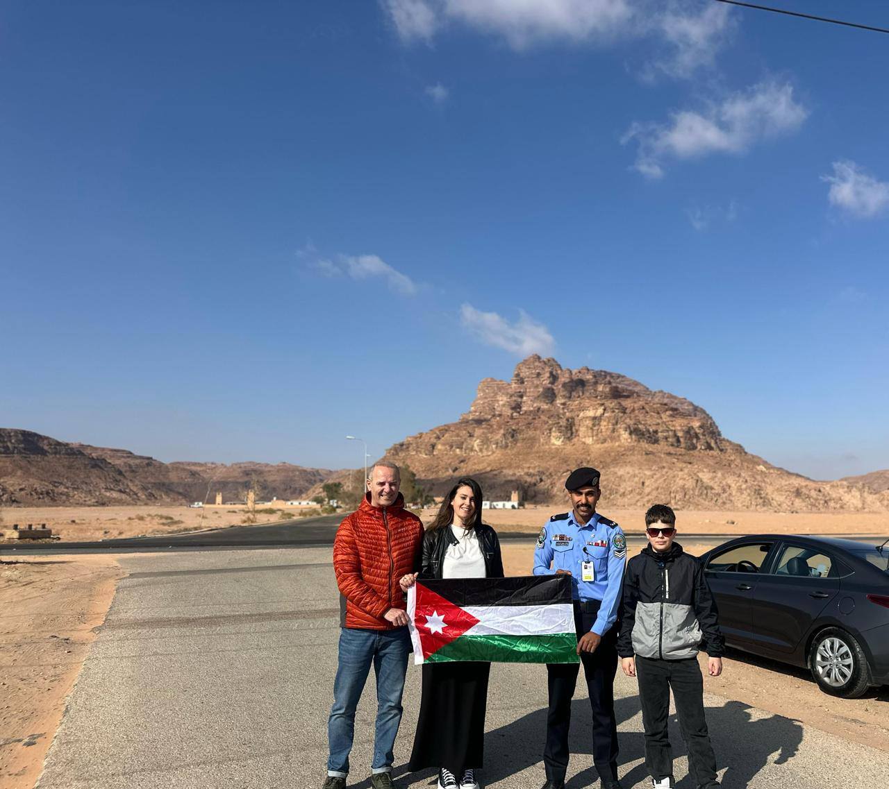 Madar Al-Saa Images 0.43212931156697176