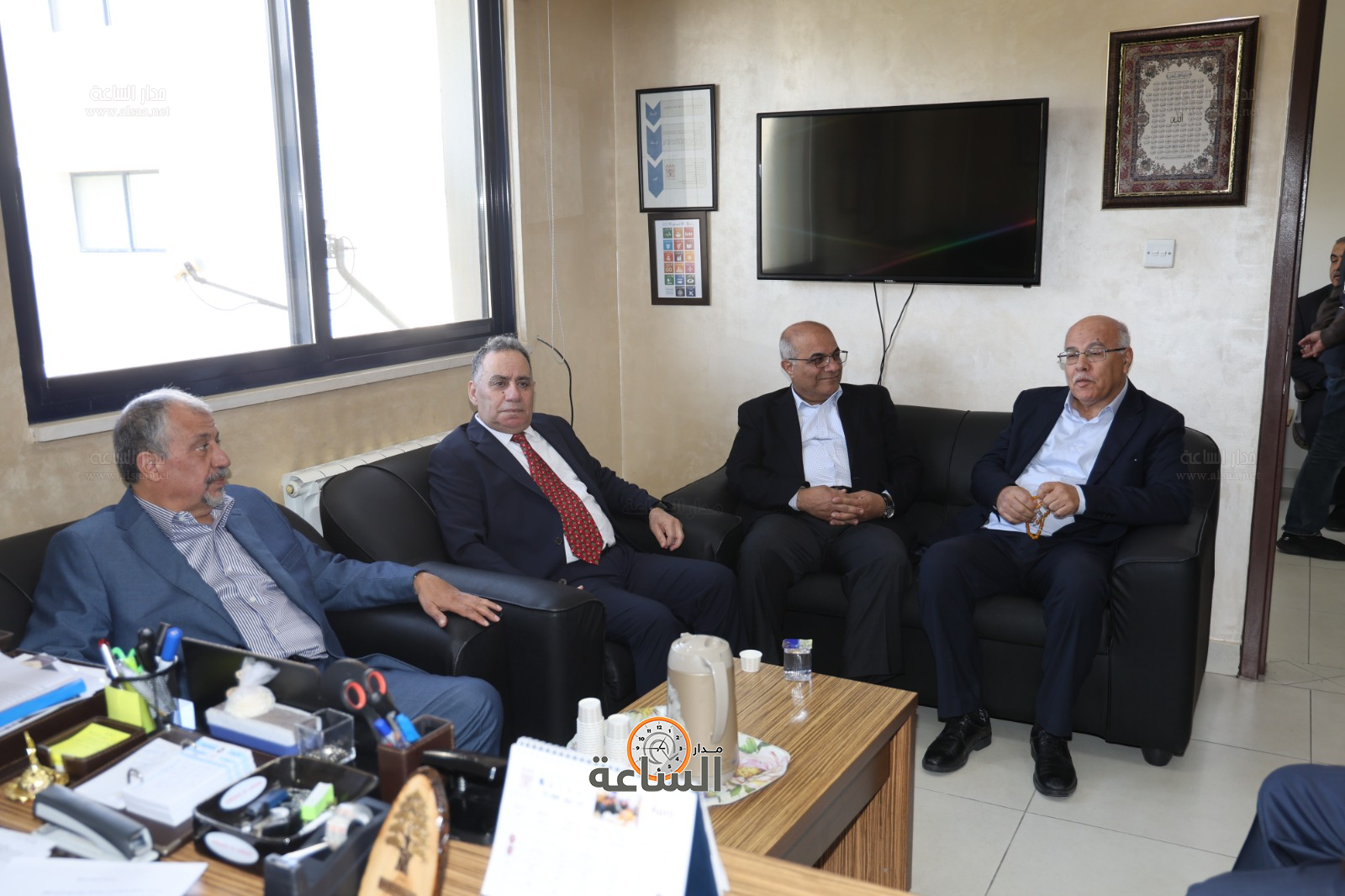 Madar Al-Saa Images 0.35663969370515025