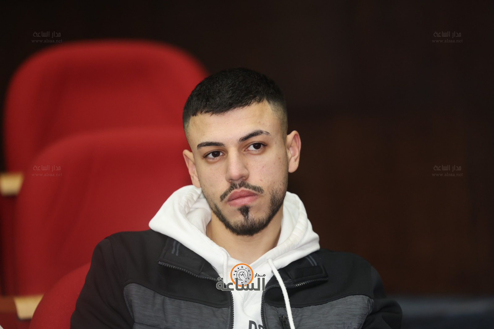 Madar Al-Saa Images 0.034045750433915