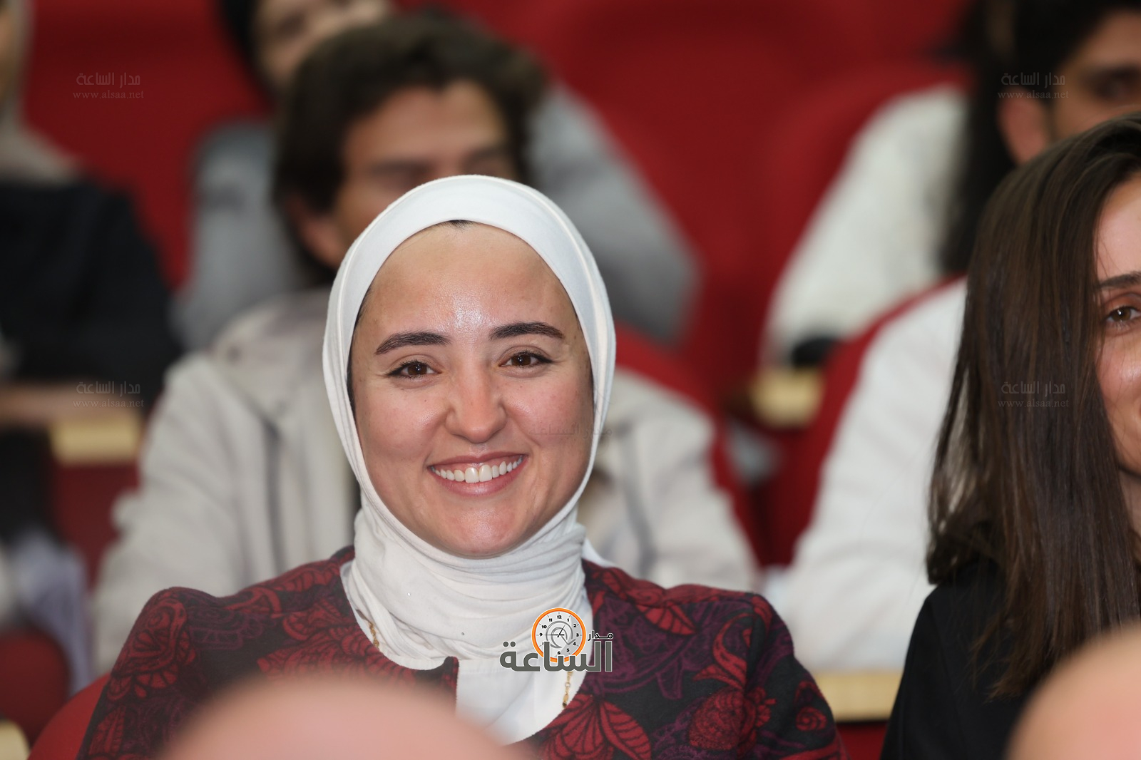 Madar Al-Saa Images 0.9081067092850728