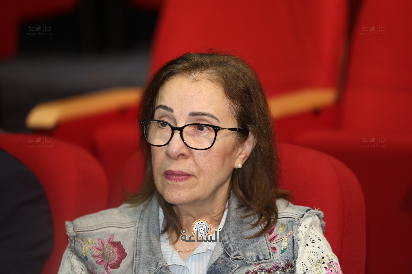 Madar Al-Saa Images 0.15371015944834654