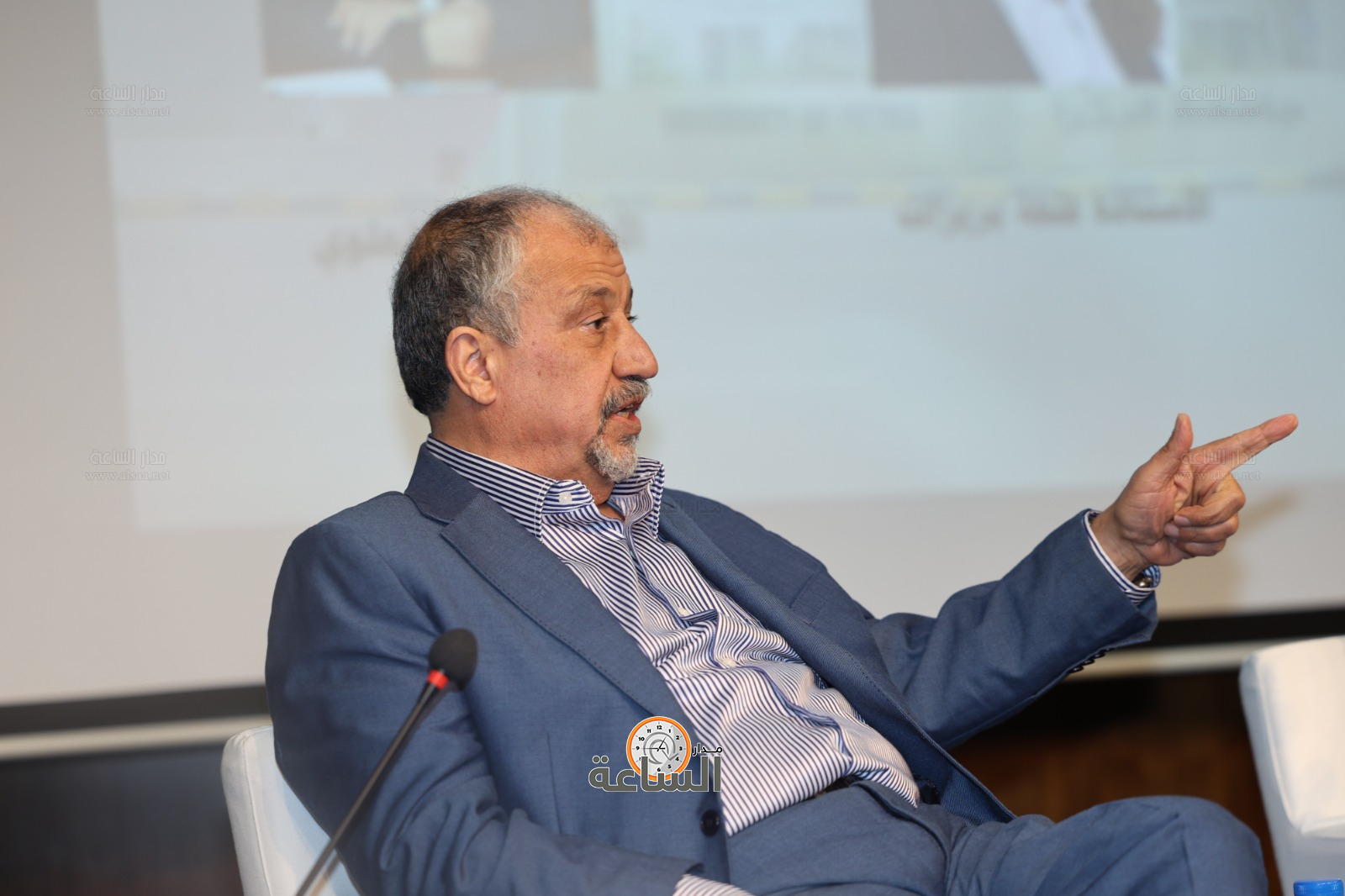 Madar Al-Saa Images 0.16102661992154088