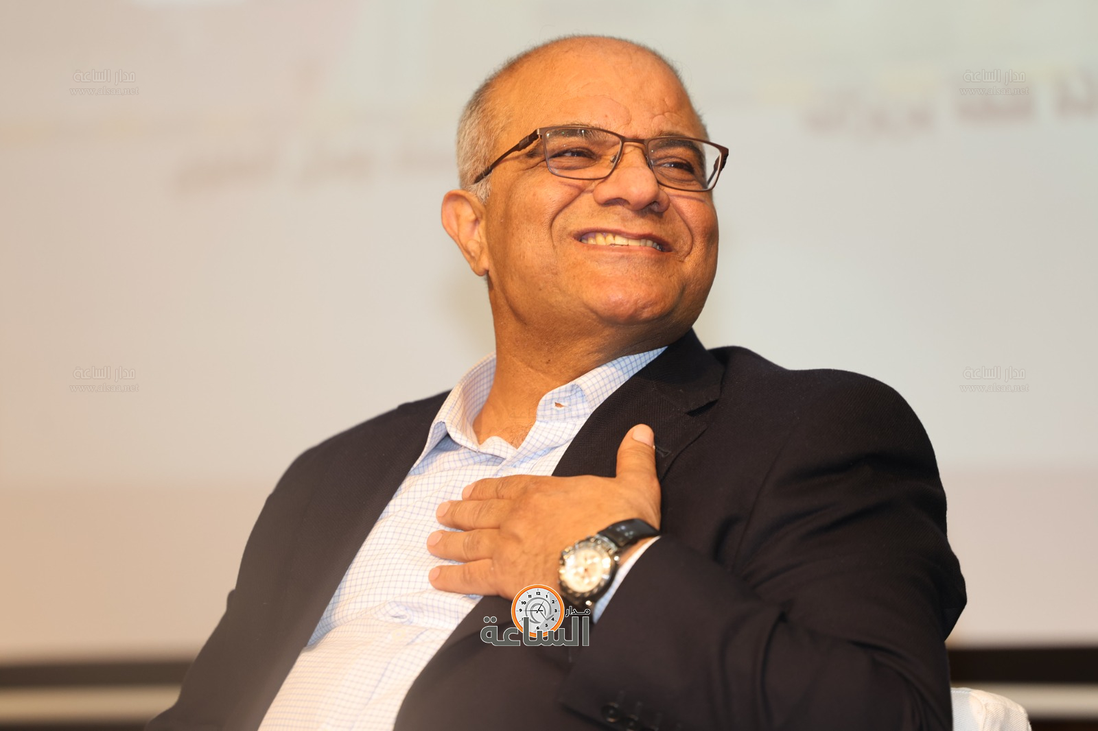 Madar Al-Saa Images 0.7490642437564313