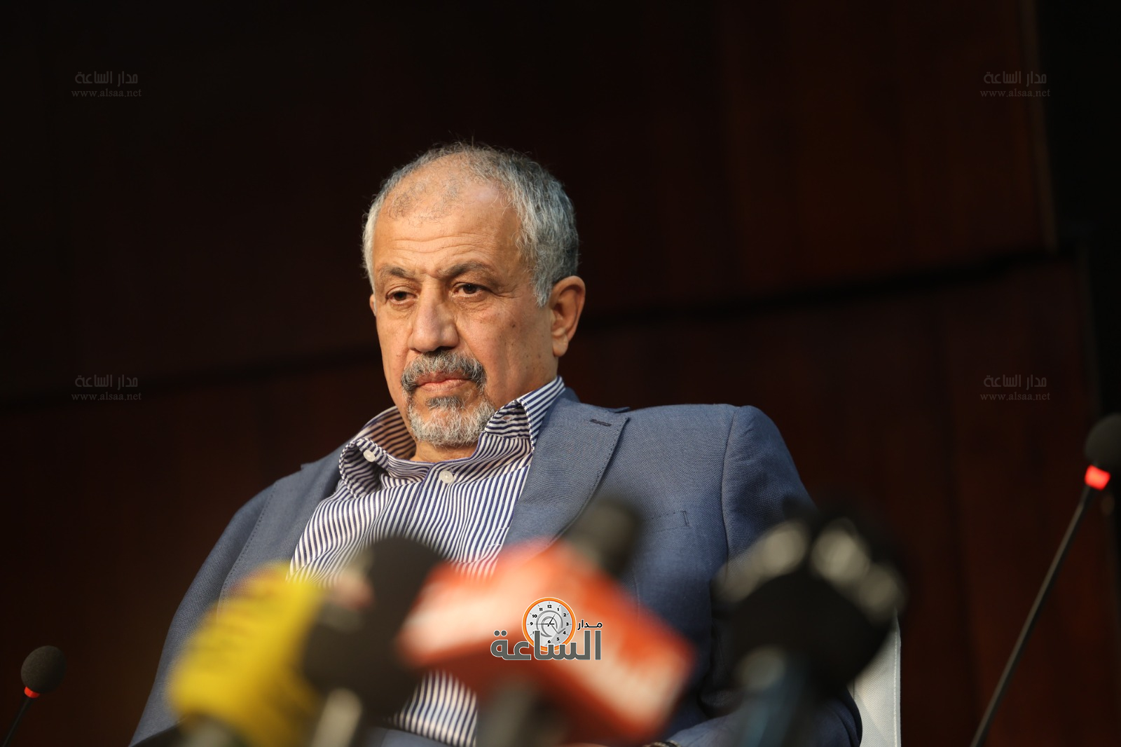 Madar Al-Saa Images 0.14317175849350183