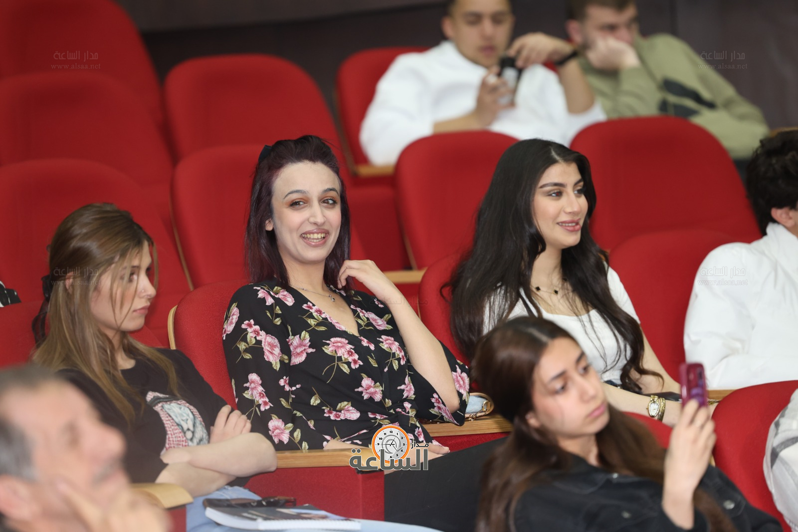 Madar Al-Saa Images 0.02676481482358173