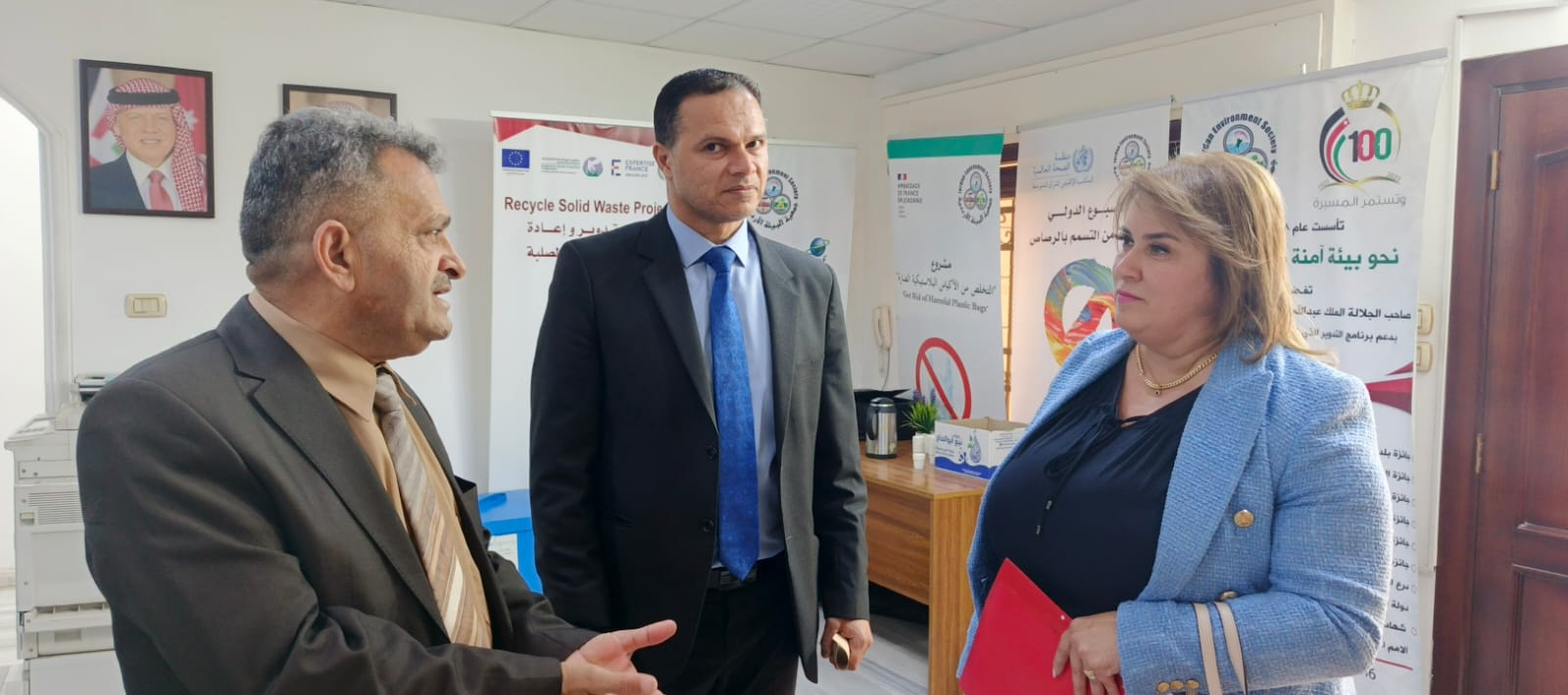 Madar Al-Saa Images 0.7396388458765152