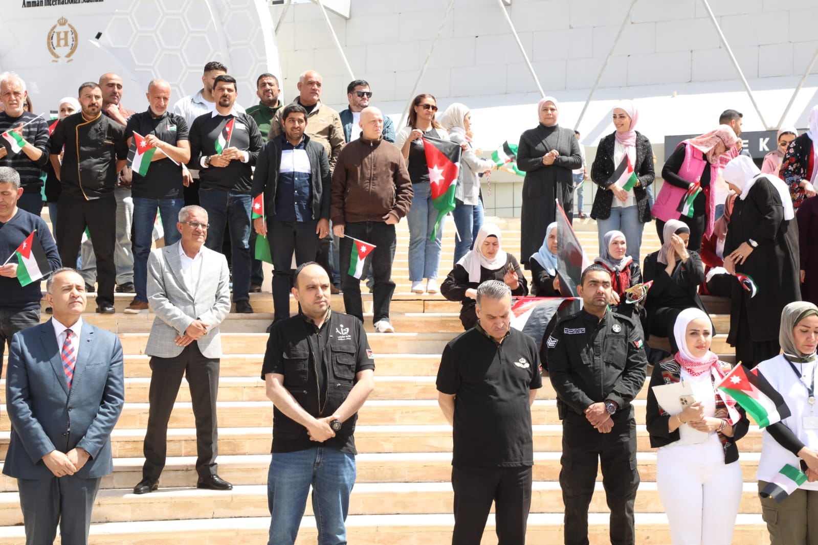 Madar Al-Saa Images 0.2501289855332398