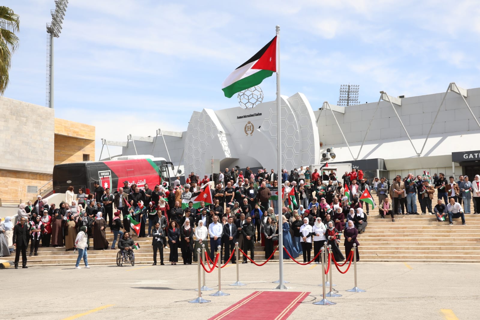 Madar Al-Saa Images 0.17868194863391884