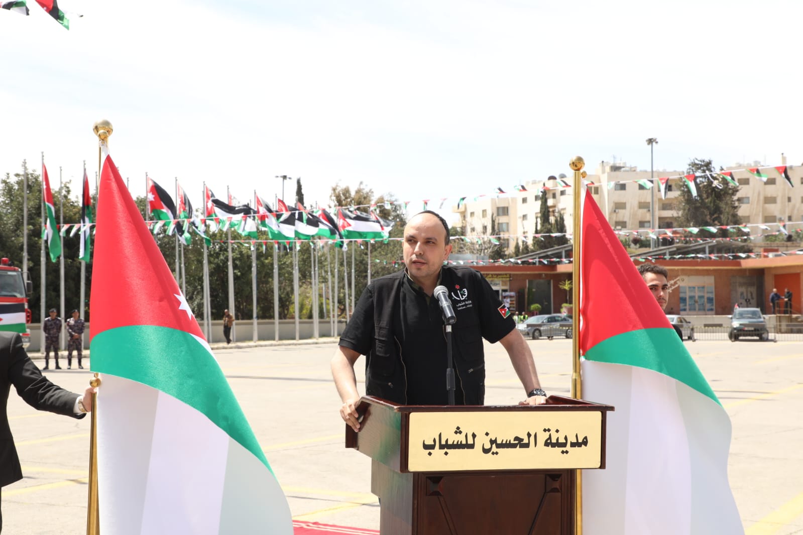 Madar Al-Saa Images 0.16593060379838587