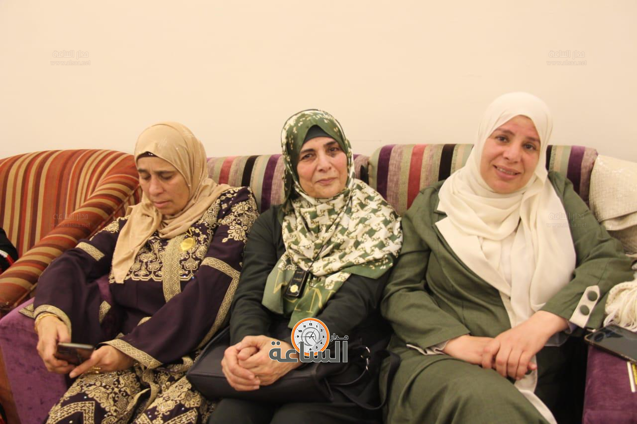 Madar Al-Saa Images 0.7391820755983042