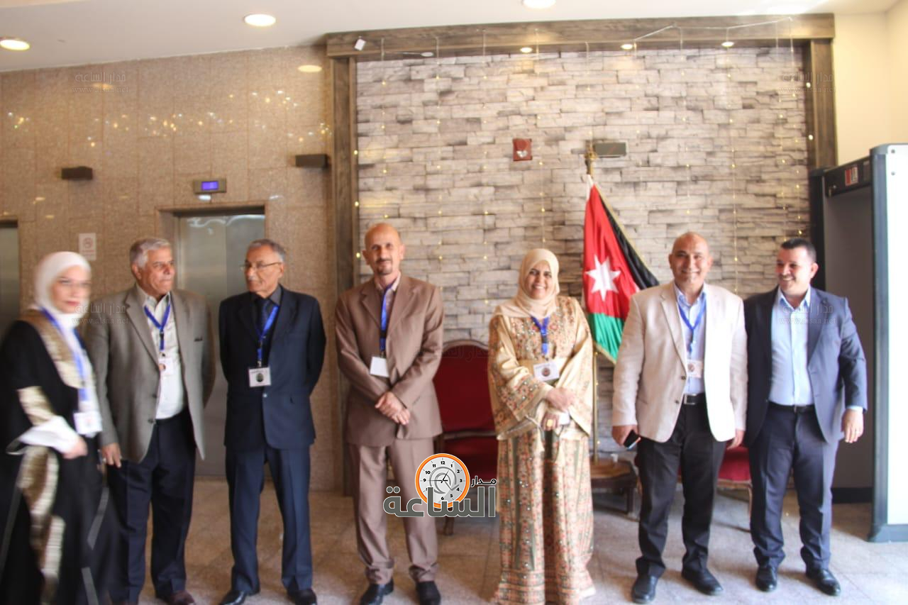 Madar Al-Saa Images 0.34479654529193704