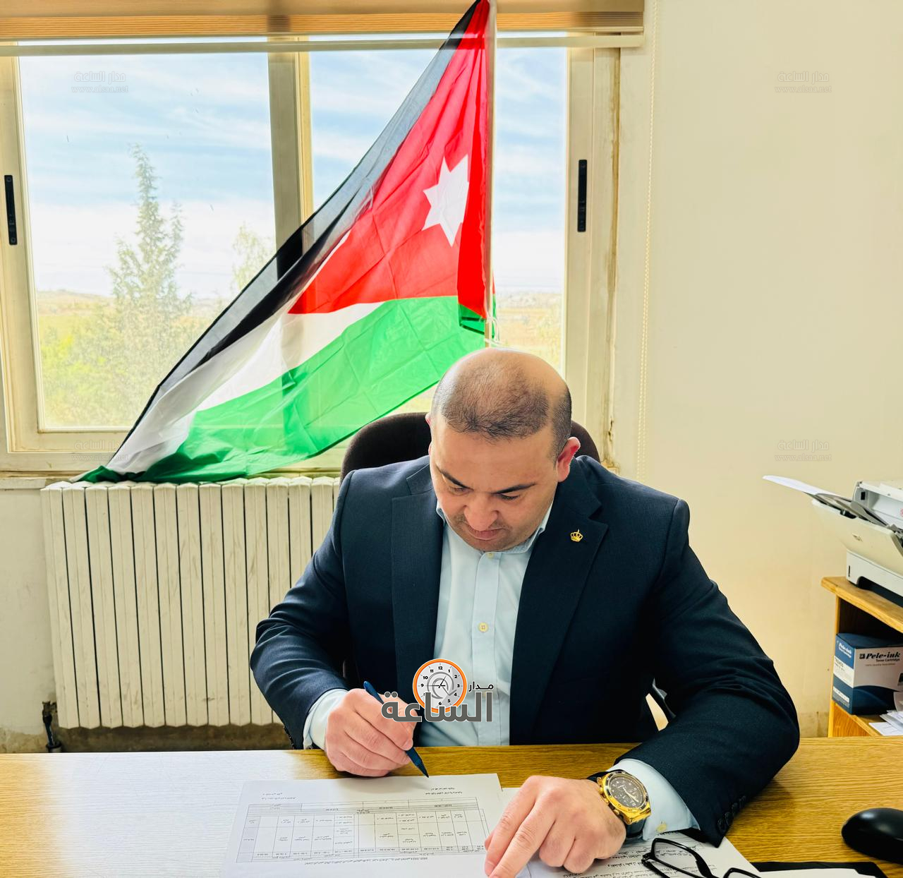 Madar Al-Saa Images 0.015091759201256272