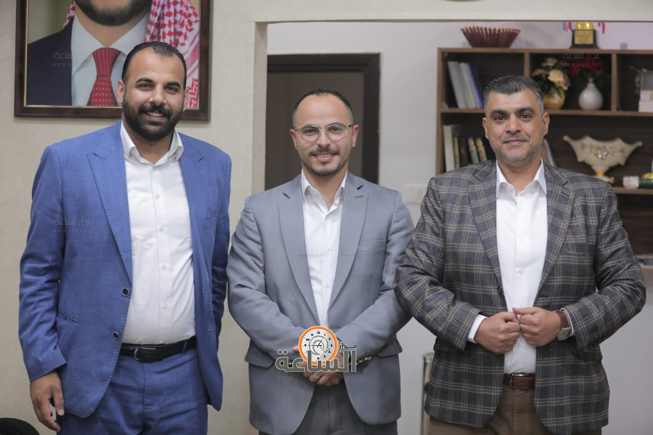 Madar Al-Saa Images 0.48984554435304806