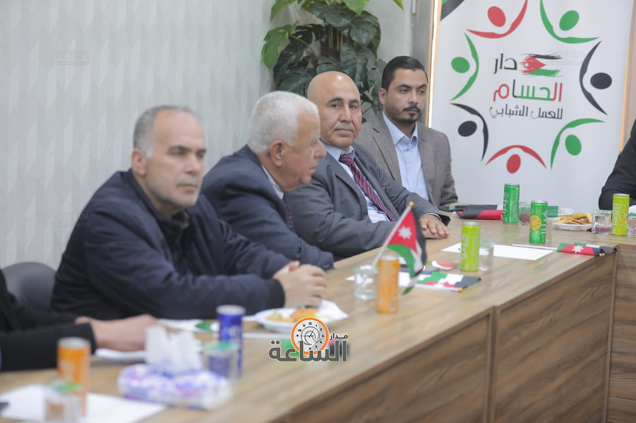 Madar Al-Saa Images 0.6947346267515523