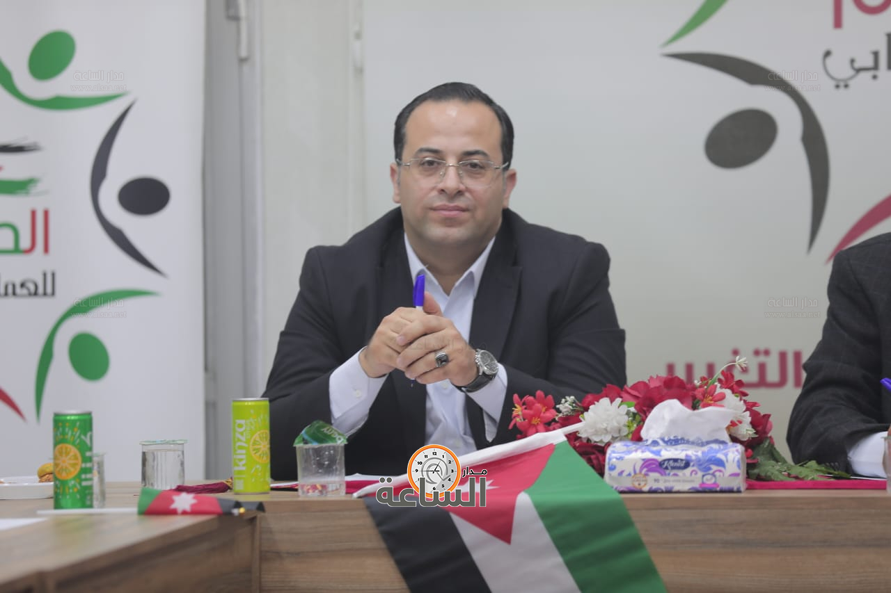 Madar Al-Saa Images 0.3637846431142292