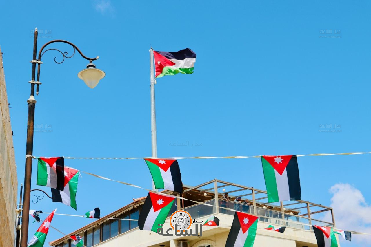 Madar Al-Saa Images 0.37964096722313145