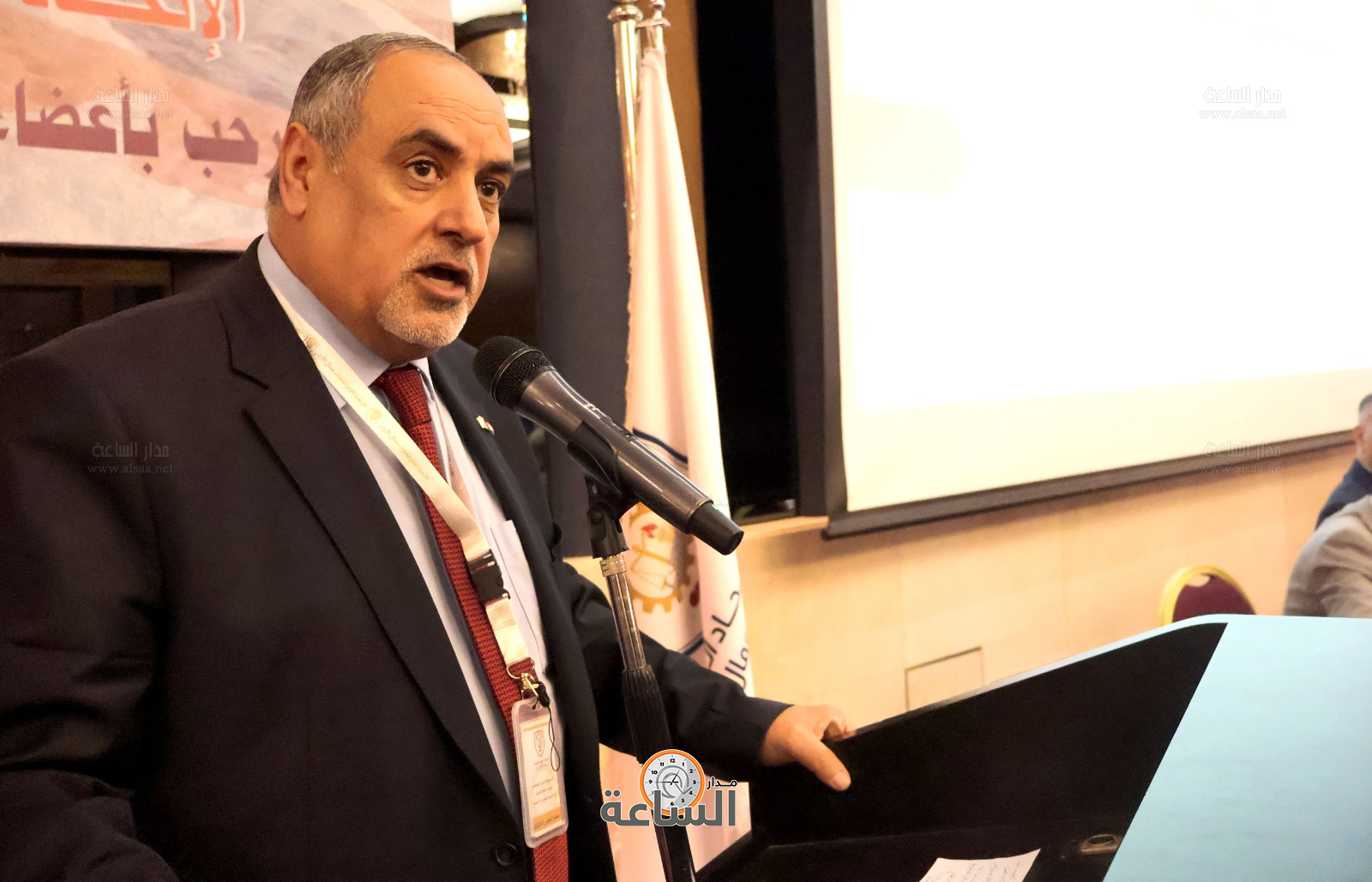 Madar Al-Saa Images 0.5408559165075519