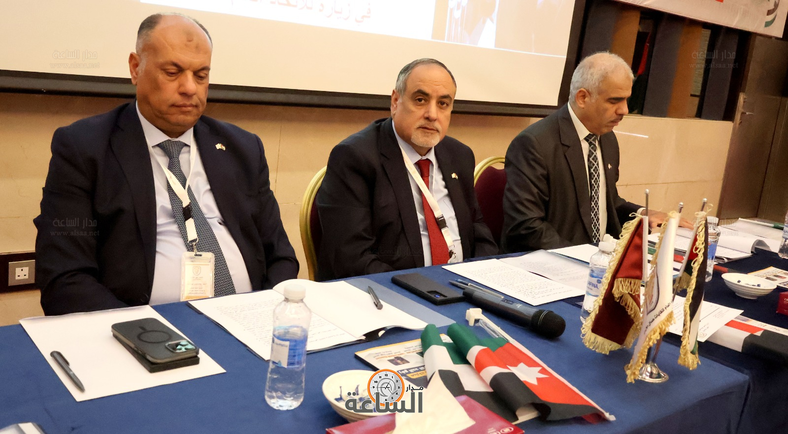 Madar Al-Saa Images 0.7411466664682376