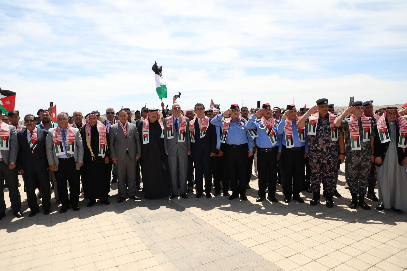 Madar Al-Saa Images 0.06485776402640464