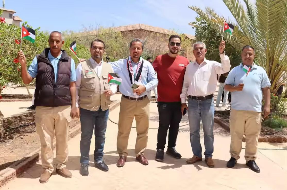 Madar Al-Saa Images 0.613152806583736