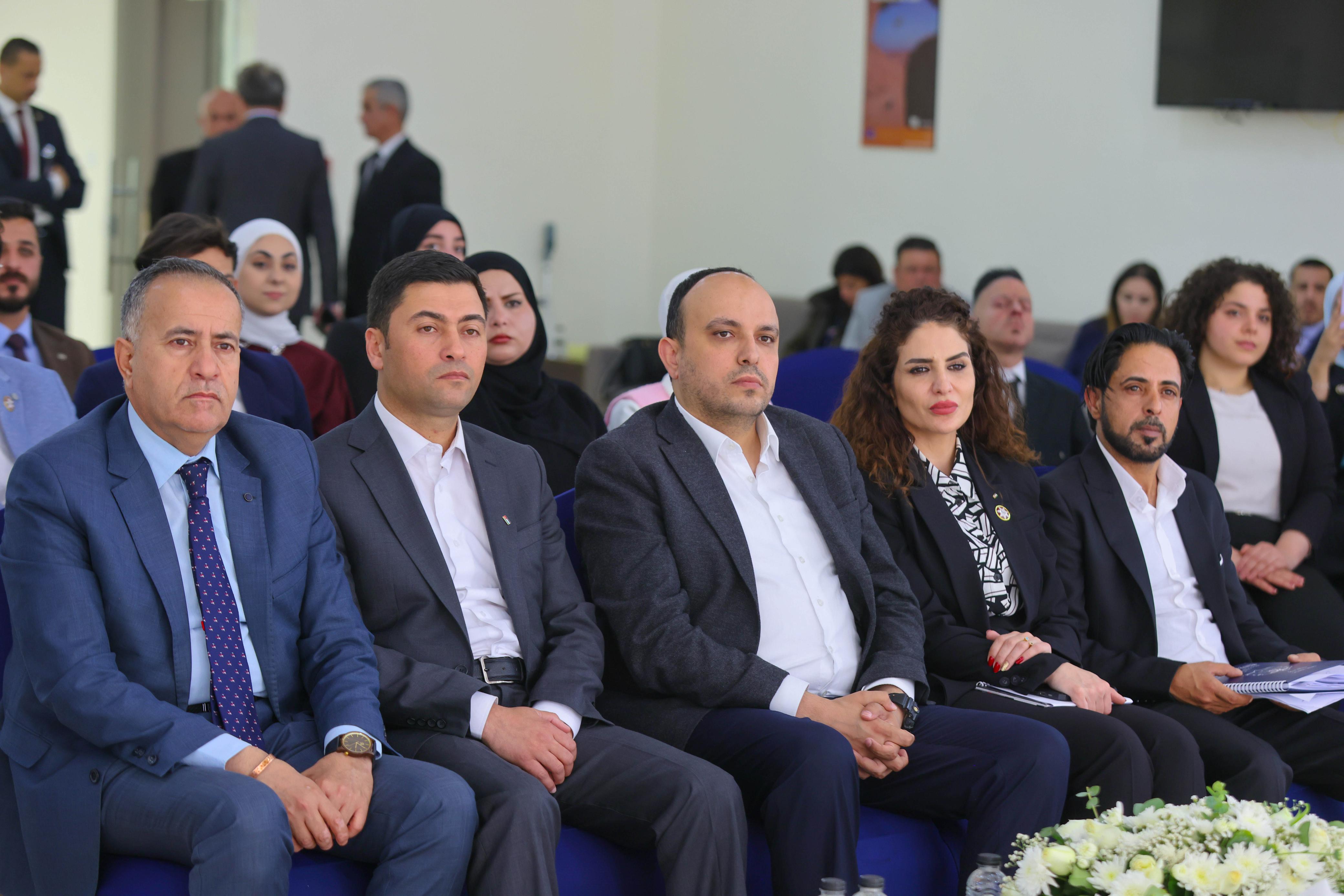 Madar Al-Saa Images 0.9032756855883178