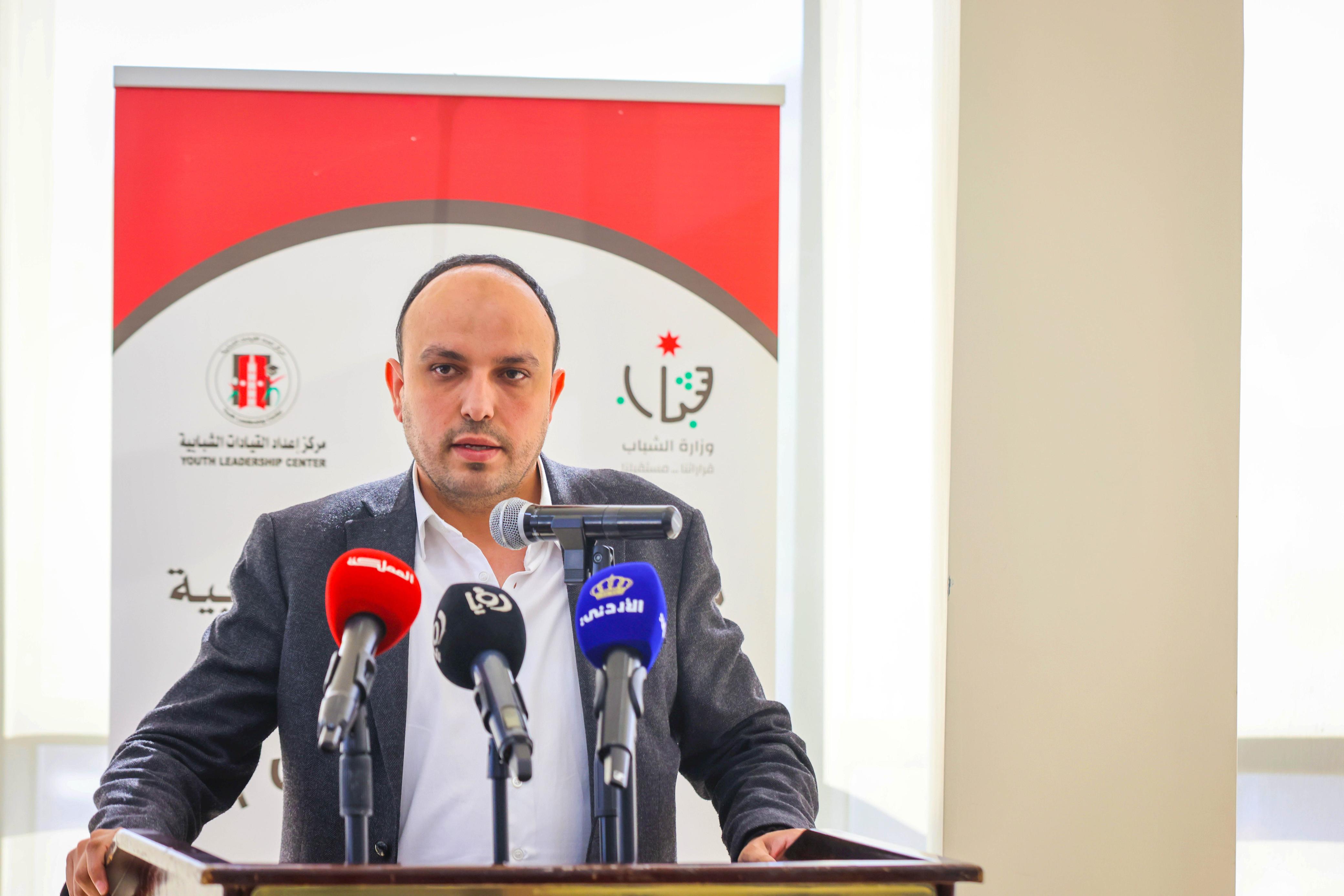 Madar Al-Saa Images 0.8876314259875371