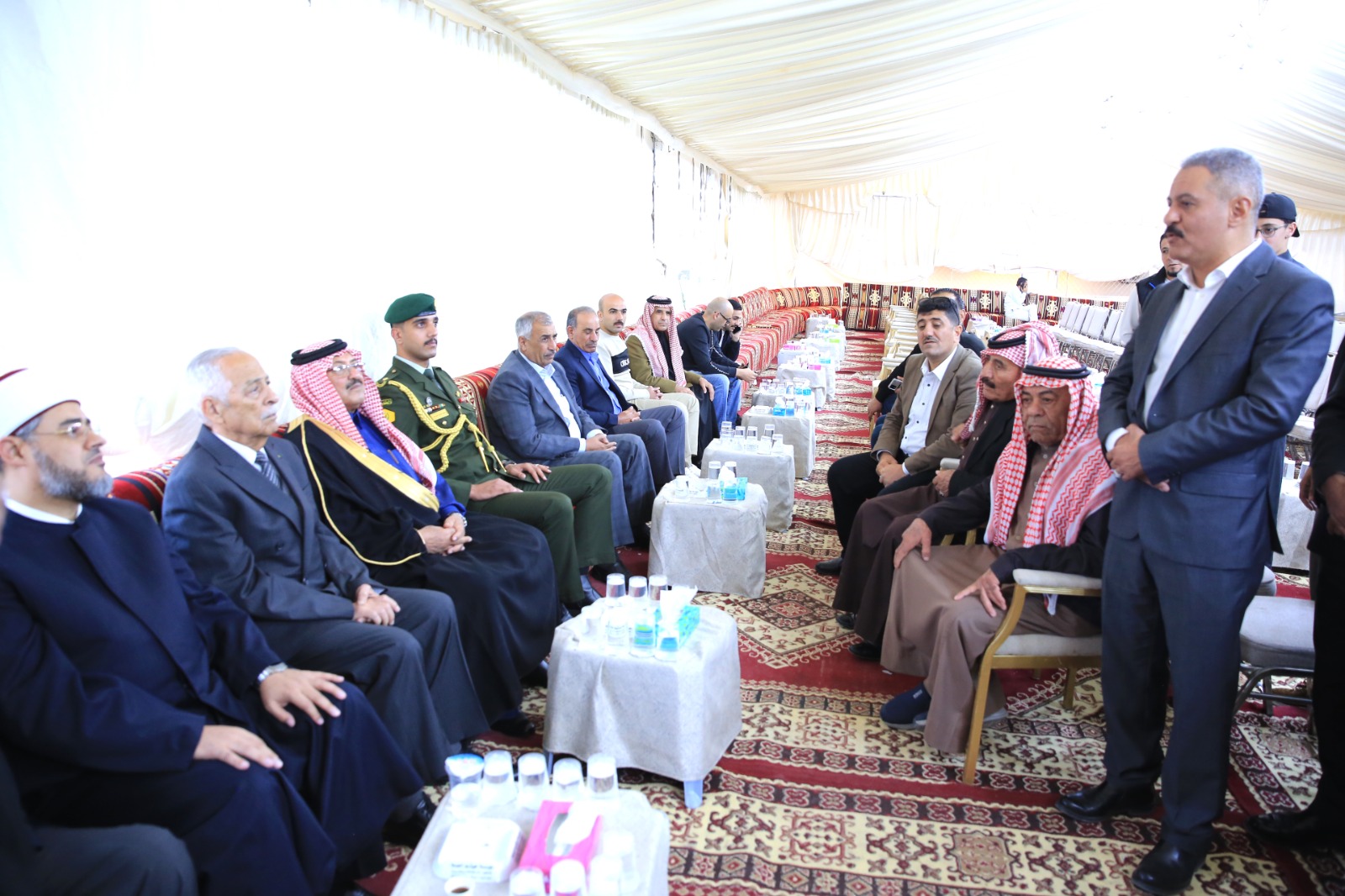 Madar Al-Saa Images 0.46728653170338974