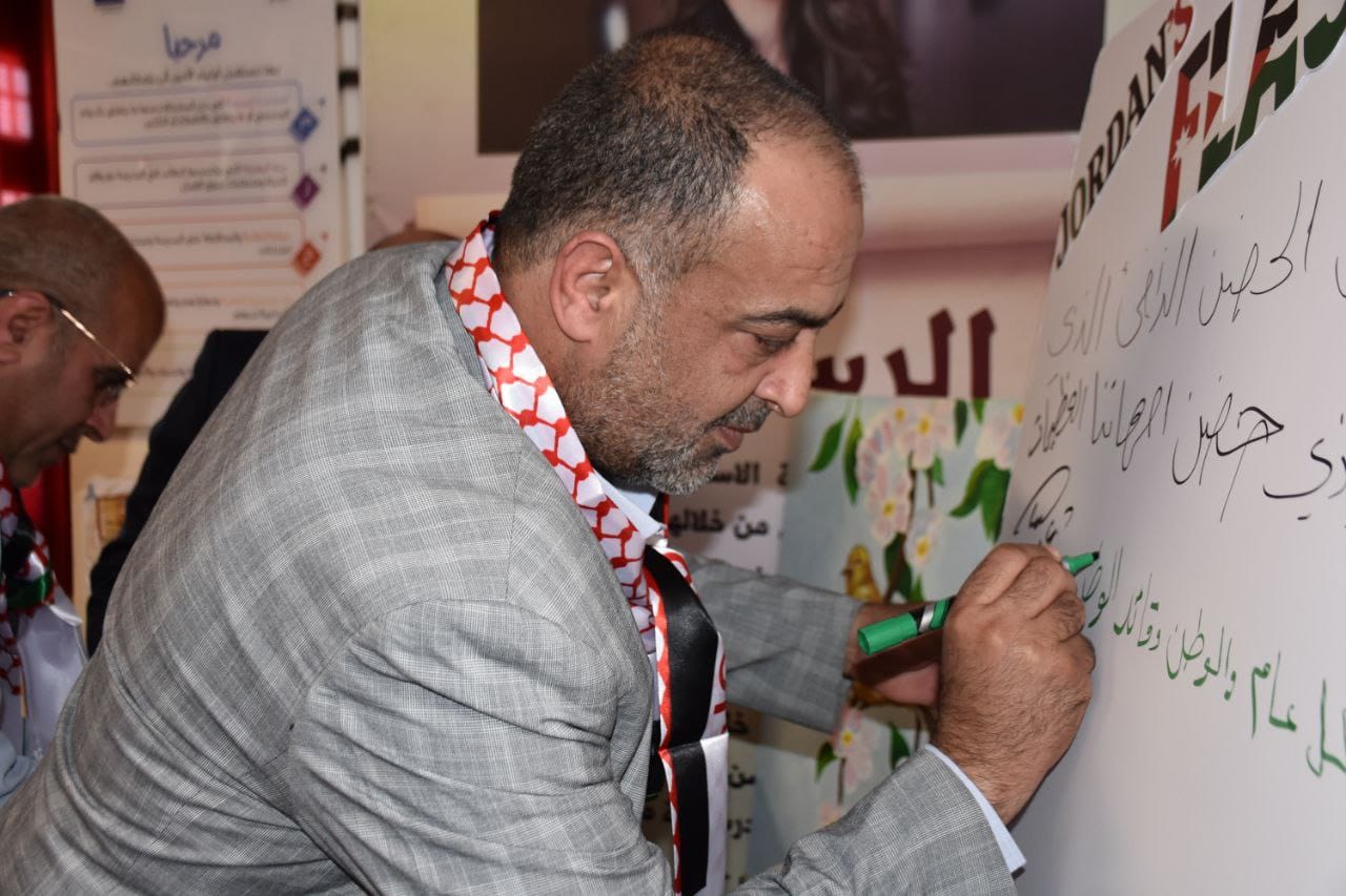 Madar Al-Saa Images 0.6081661072391682