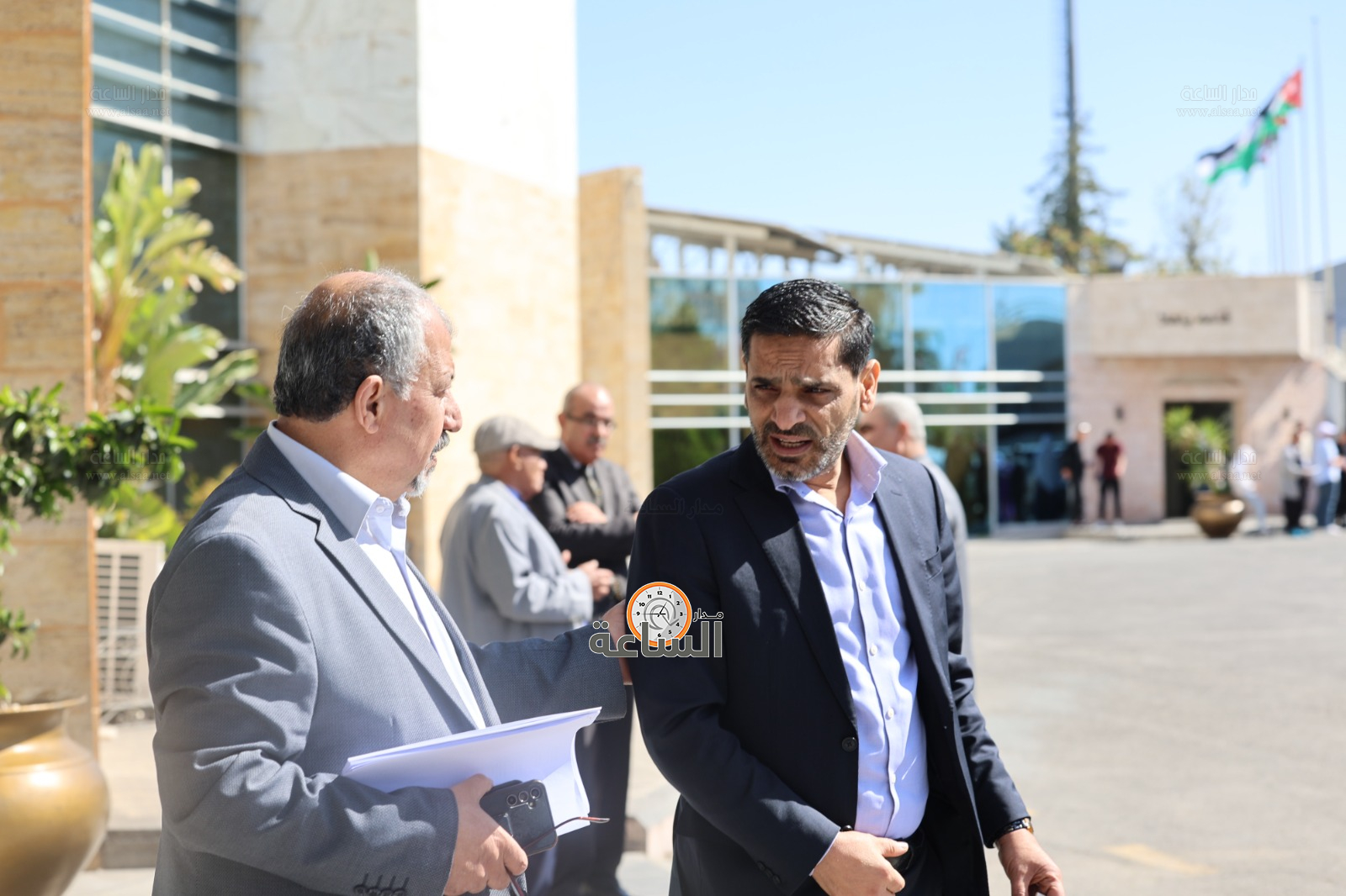 Madar Al-Saa Images 0.015217611522814867