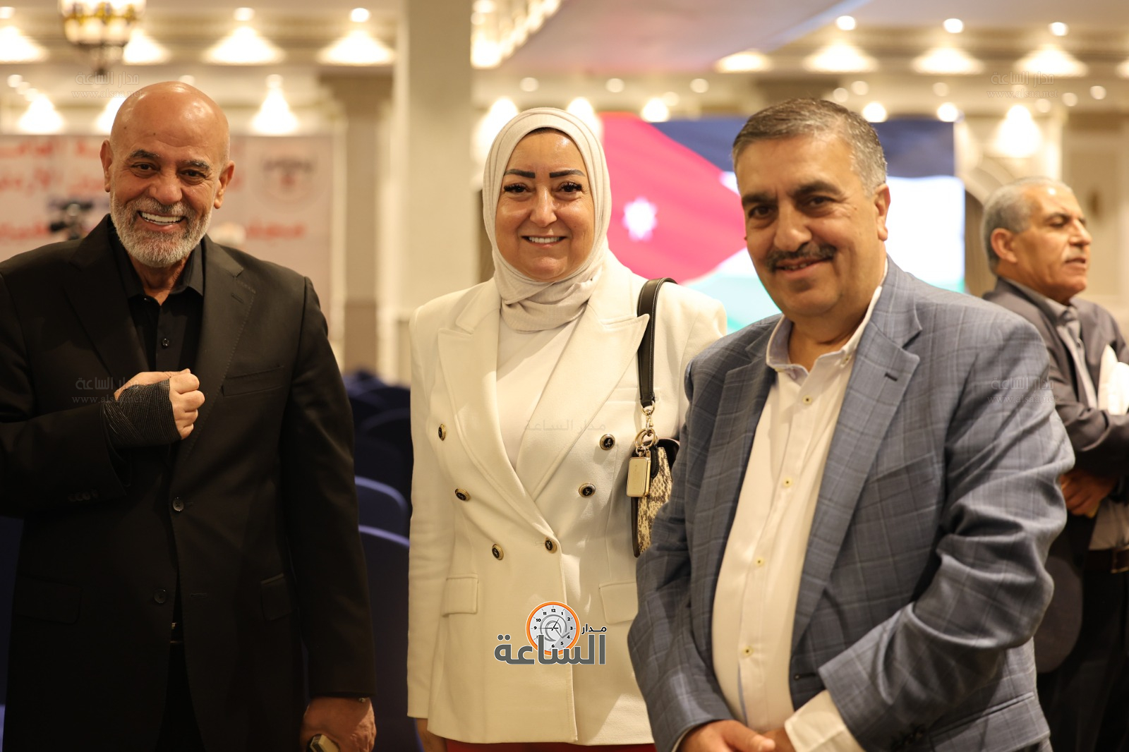 Madar Al-Saa Images 0.4319891872139746