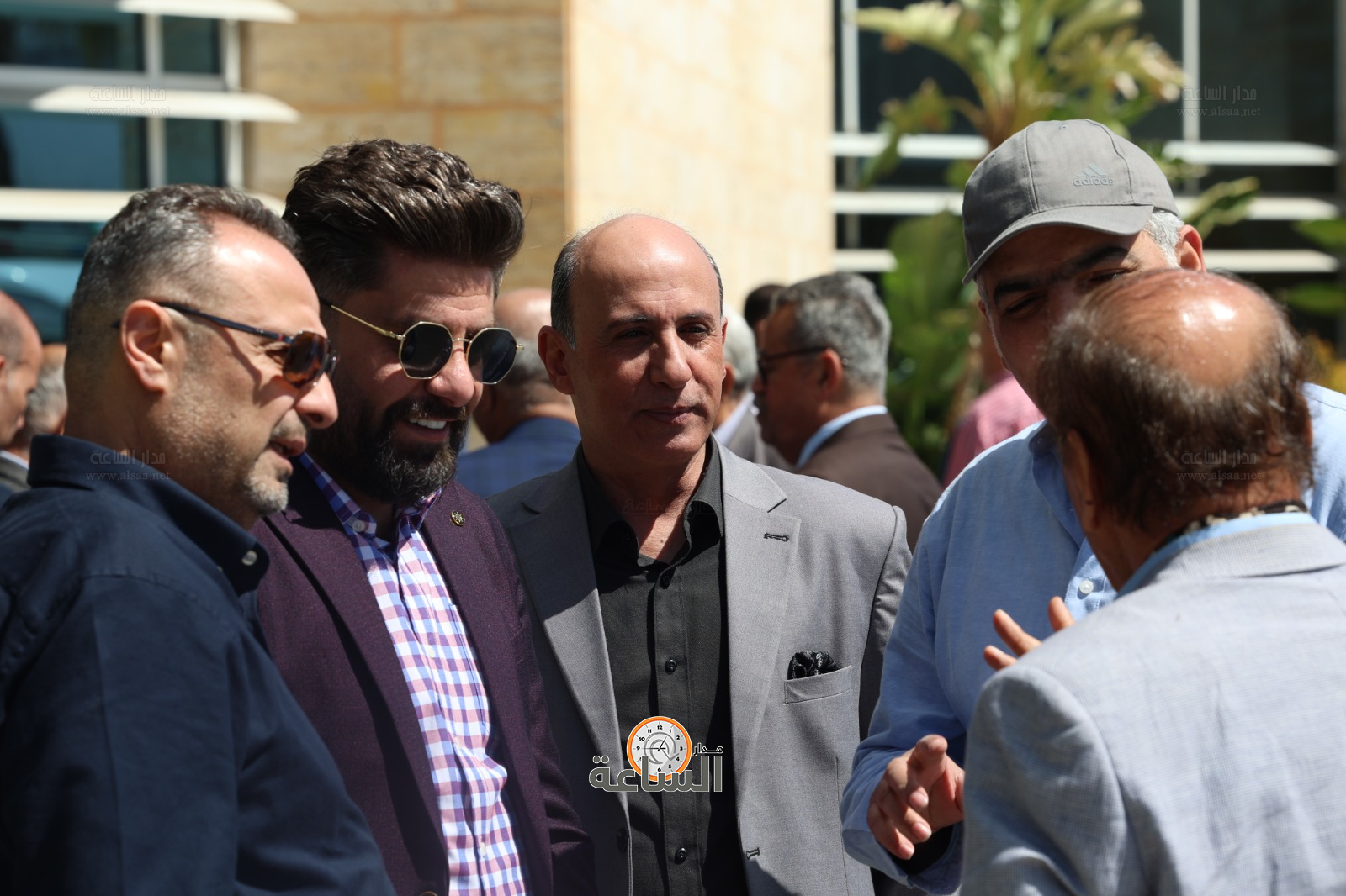 Madar Al-Saa Images 0.4404269022755102