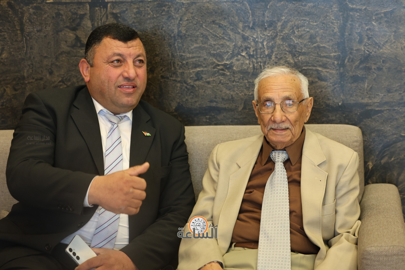 Madar Al-Saa Images 0.612738033996503