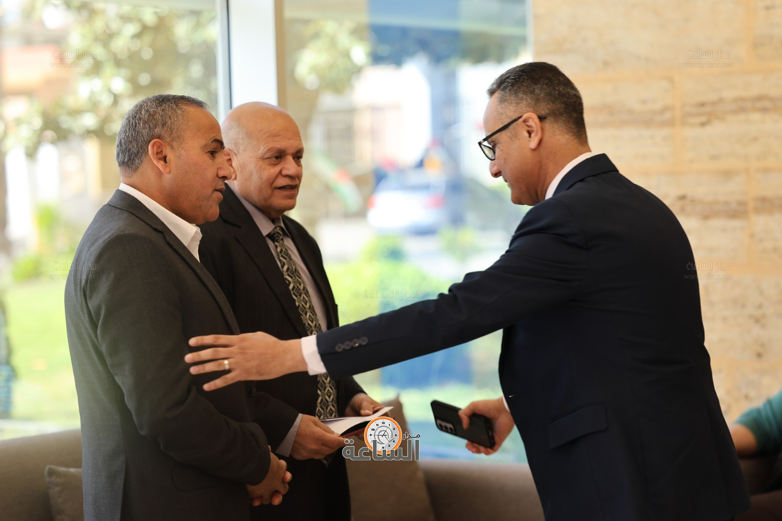 Madar Al-Saa Images 0.05550564422897075