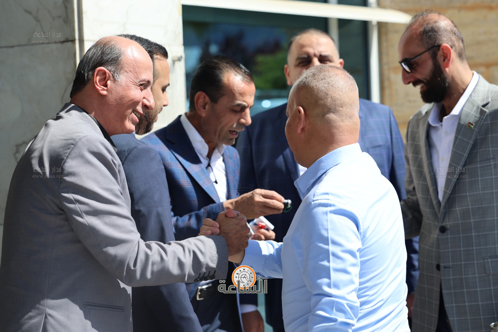 Madar Al-Saa Images 0.05277901176333