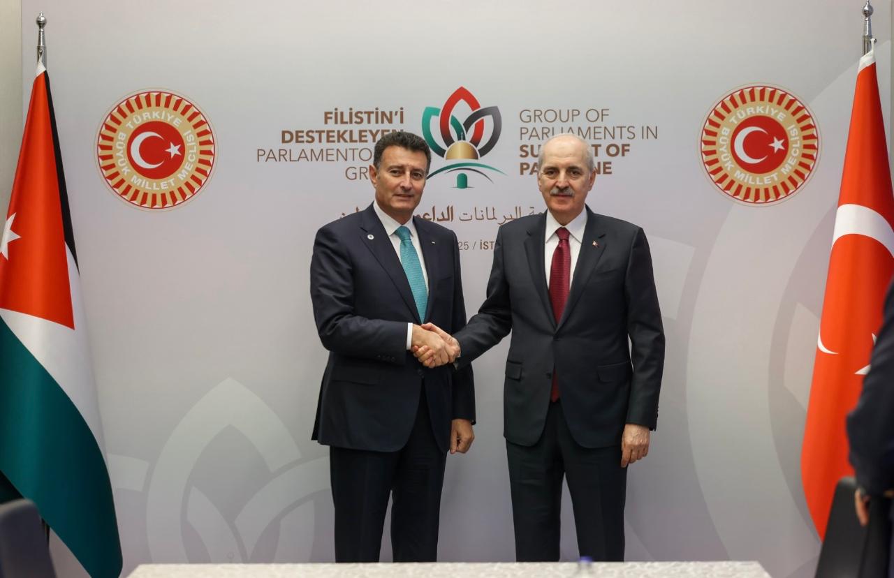 Madar Al-Saa Images 0.7416547364328405